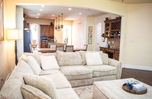 Frisco House | 4-bedroom house in charming Frisco