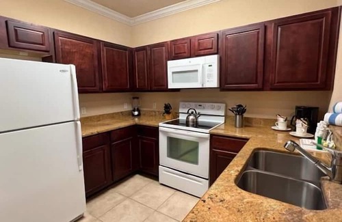 Davenport Condo | Relaxing 3Bed Condo in Tuscana Resort-3SLTCO3