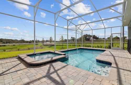 Davenport Condo | Lovely Pool Home with Spa and Game Room-1620MC