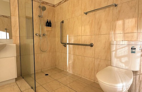 Aloomba Villa | Scenic Suite - 30 minutes from Cairns