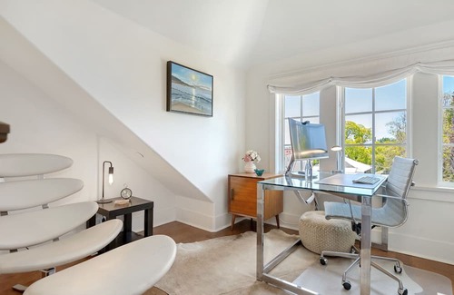Laguna House | NEW Storybook Cottage, 1BD w/Office, Downtown, Walk Everywhere!