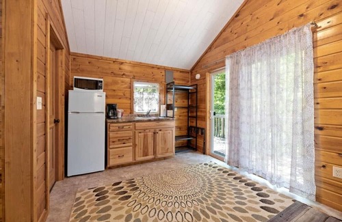 Spearfish Cabin | Rimrock Lodge: Ponderosa Cabin