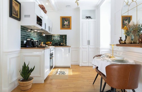 Vieux Malakoff Apartment | Charming studio with terrace and parking - near downtown