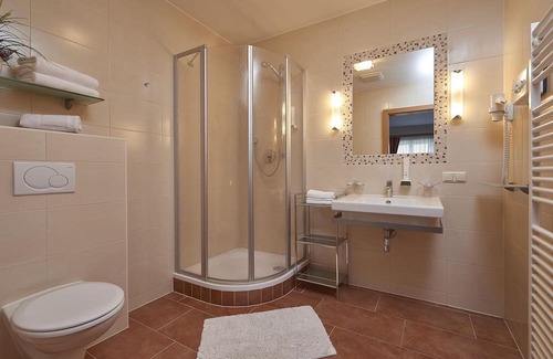 Rauris Cottage | Double room "Sonne" for up to 3 persons in the mid-season - breakfast hotel