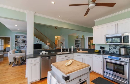 Edisto Island House | Casa Del Sol-Ocean View Home One Block from Beach Access-Free WiFi,Screened Porch,Crow's Nest