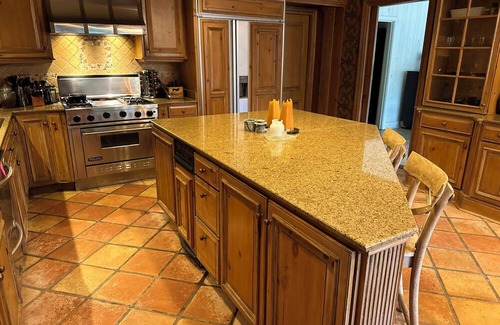 Clarksdale House | Clarksdale Retreat with Pool/Sauna - Sleeps 13