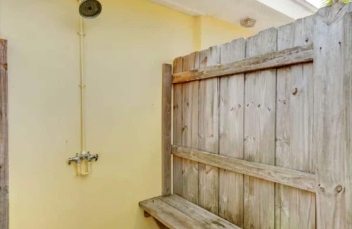Cocoa Beach House | Tiki Turtle Tropical Retreat: Kayaks, Bikes & Cocoa Beach Bliss!