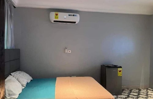 Gbawe House | Affordable Guest Room