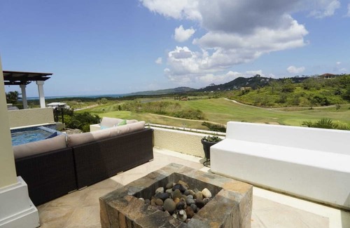 Pristine Bay Villa | Luxury 3BR Villa w/Pool & Views