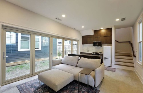 Reynoldstown Cottage | Tiny Home by the Beltline and The Eastern. Great, walkable location