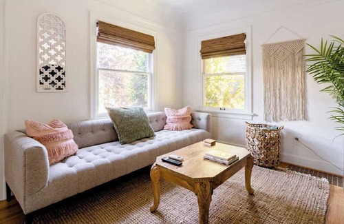Hosford-Abernethy House | The Ladd's Addition Bohemian Dream ~ 95 WalkScore