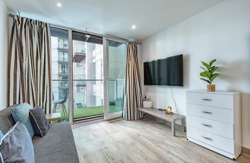 Churchill Apartment | Cozy 1 bedroom Apartment for 3 people