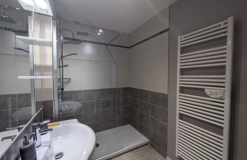 Bourbonne-les-Bains Apartment | Charm and comfort in the heart of nature in Bourbonne-les-Bains