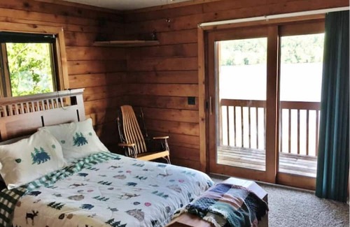 Torch Cabin | Waterfront Cabin on Ohio River