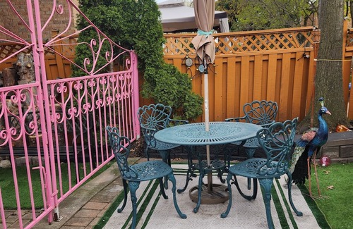 Brampton House | 25 minutes From YYZ Airport Luxurious 5 Bedrooms 3Bath Home with a POOL & WIFI