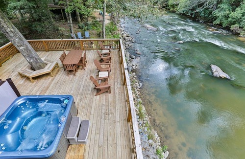 Ellijay Cabin | A Happy River Song | Ellijay, Ga
