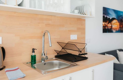 Jesus Apartment | Stylish Studio with Easy Access to Valencia's Best