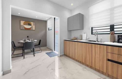 Rio Piedras Apartment | Hyde Park #4 | Comfy Apt W/Parking @ San Juan