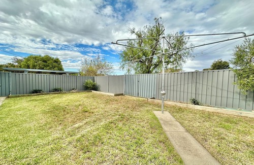 Young House | Currawong Corner Cottage
