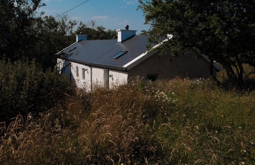 Carndonagh Cottage | A beautiful, tastefully restored Irish cottage, in the centre of Inishowen.