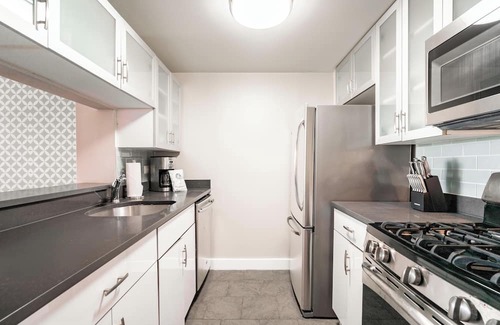 Upper West Side Apartment | Stylishly Designed Upper West Side Two Bedroom