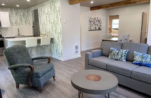 Sooke Cottage | 1-4 Cottage Units with Waterfront and Beach Access - Sleeps up to 14 Guests