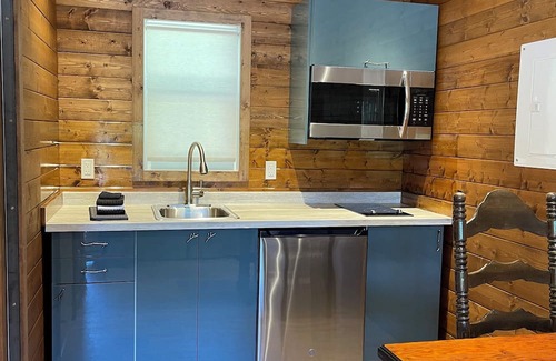 Sooke Cottage | 1-4 Cottage Units with Waterfront and Beach Access - Sleeps up to 14 Guests