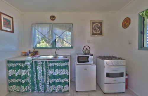 Matamaka Apartment | Charming 2-bedroom studio in Talihau with private beach