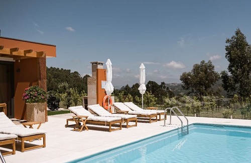 Pacos de Gaiolo House | Souto Village by MET