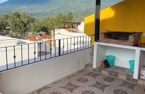 Alotenango House | Antigua Gardens nSpacious 4-bedroom house in enchanting Alotenango with WiFi