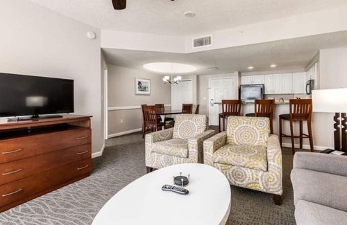 Brush - Stewarts Resort | Spacious 2-Bedroom Dlx. at Wyndham Ocean Walk: Beach Access, Pools & Family Fun!