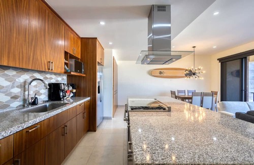 Libertad Apartment | New 3 BD Condo with Pool & Gym