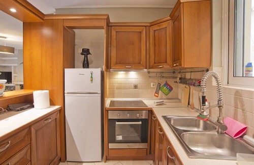 Peiraiki Apartment | Seaside Spacious 2 BR, 2BA, Sea view Apt
