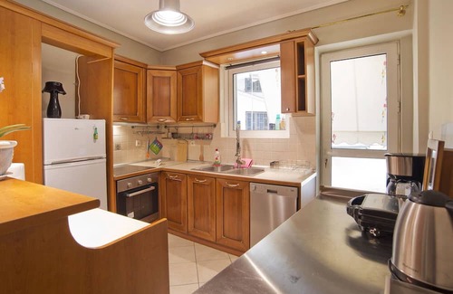 Peiraiki Apartment | Seaside Spacious 2 BR, 2BA, Sea view Apt