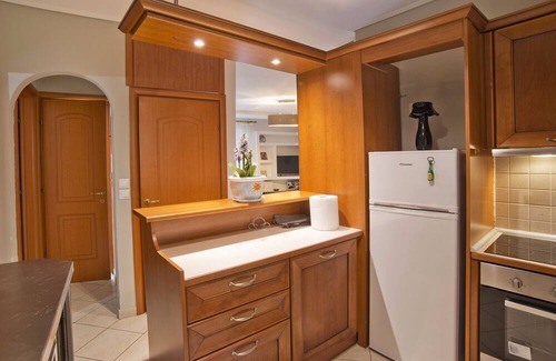 Peiraiki Apartment | Seaside Spacious 2 BR, 2BA, Sea view Apt