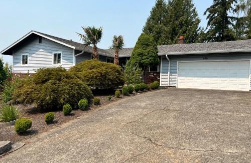 Lents House | Entire Elegant Home For You.