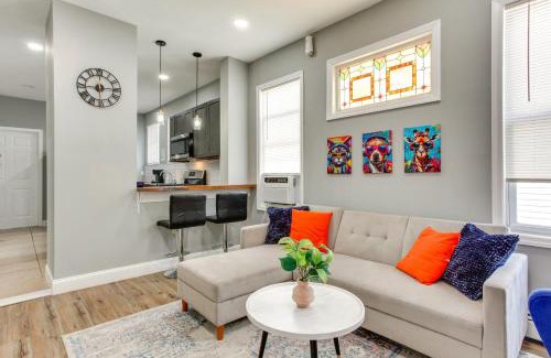 Elizabeth Apartment | Convenient Elizabeth Apartment with Private Balcony!