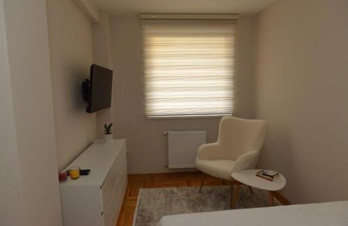 Kraljevo Apartment | Urban