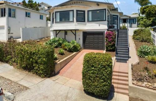 Mission Hills House | Navigate Stays Oasis w Views Hot Tub & Backyard