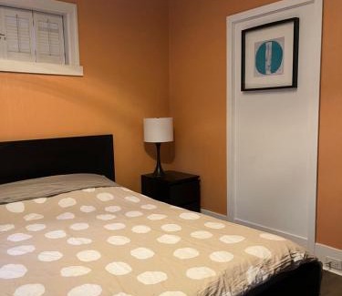 Dunbar House | Cozy bedrooms in main floor to enjoy in vancouver