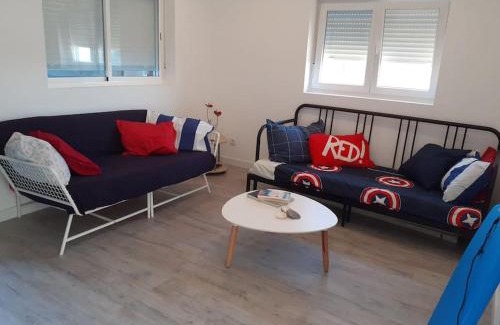 Vila Nova de Gaia House | Porto sea and beach at PortoHall