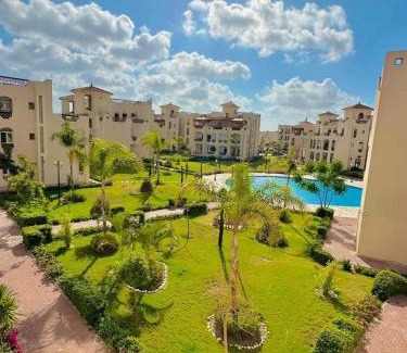 Al-Burulus Apartment | قرية فارما بيتش ريزورت - الساحل الدولي