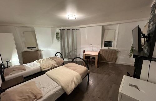 Zelzate Hotel | LIMO