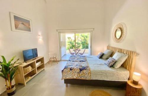 Cul de Sac House | Beautiful suite S17, pool, next to Pinel Island