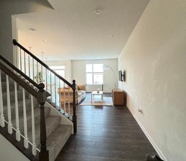 Fox Valley House | Townhome in Aurora