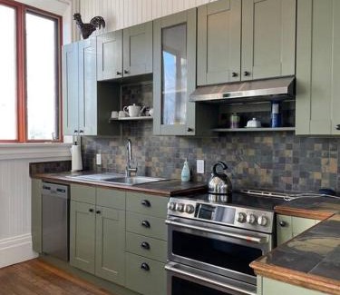Low House | 1928 SchoolHouse w/ luxe pool and panoramic views
