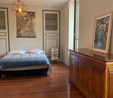 Chalon-sur-Saone Apartment | Le vuitton