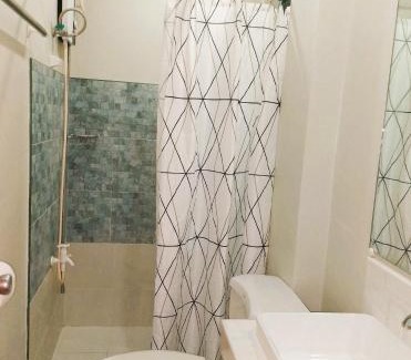 Tagbilaran Hotel | Felli`s Guest House