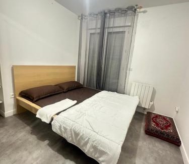 Sevran Apartment | Sweat Home
