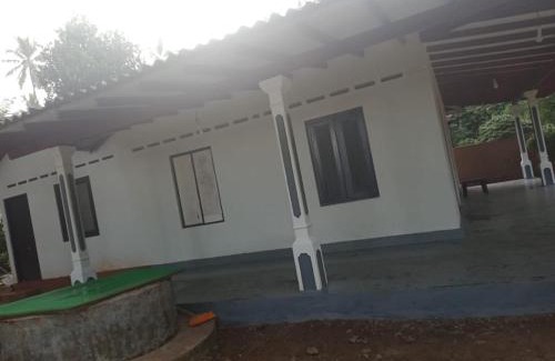 Darga Town Apartment | Bentota River Edge Home